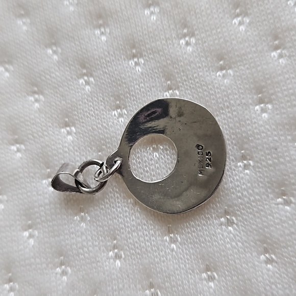 Handmade Sterling Silver Pendant - Picture 3 of 4